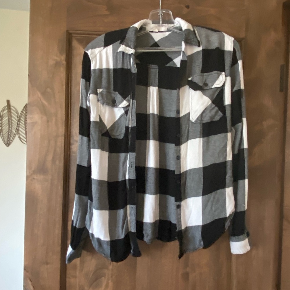Women’s Plaid Top